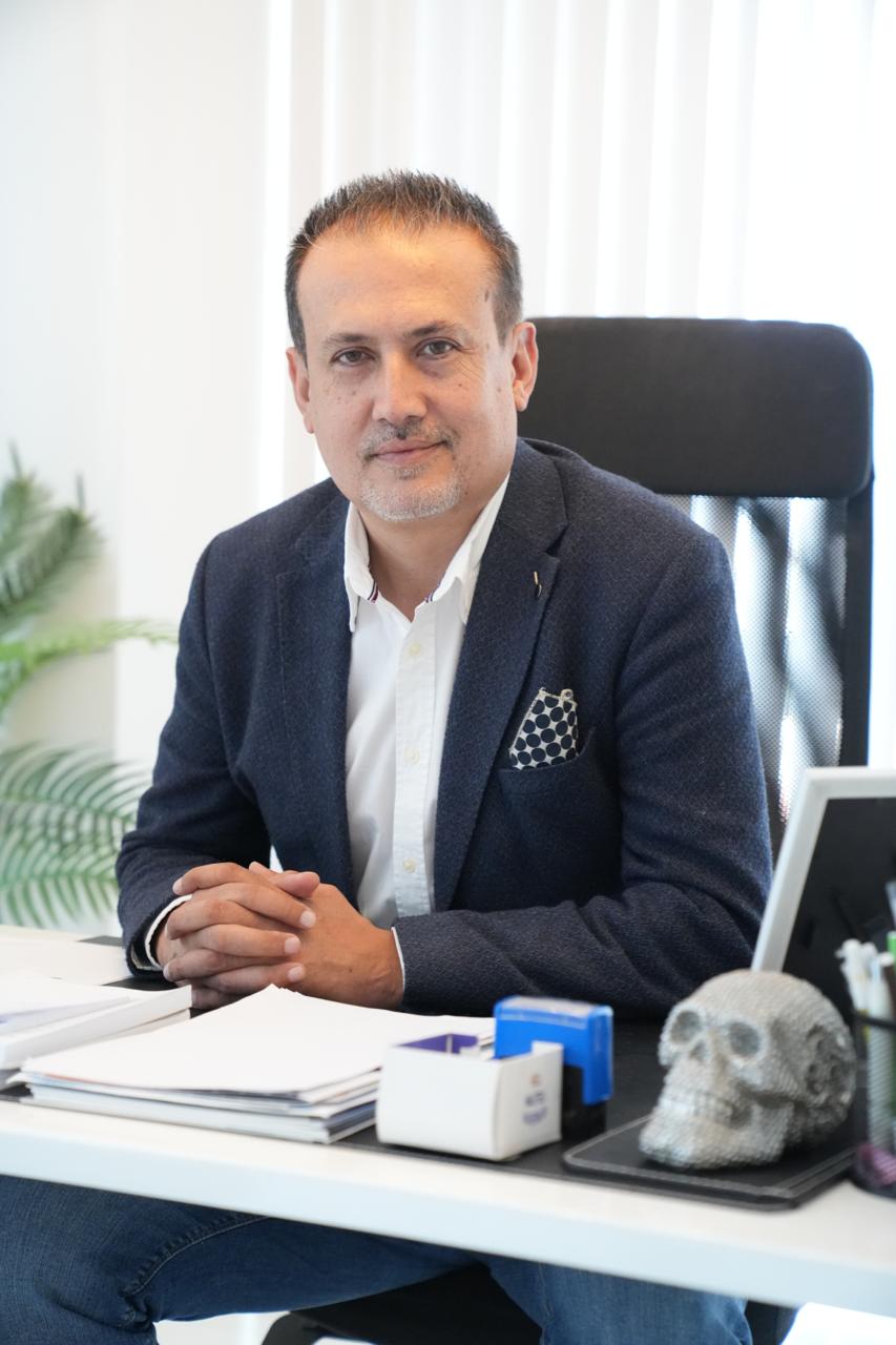 Op. Dr. Önder Akdeniz